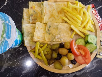 Hakiki Kasap Sucuklu Kaşarlı Gözleme görseli