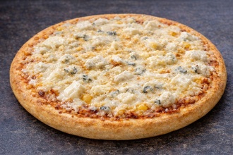 Dört Peynirli Pizza (Büyük) görseli