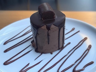 Muzlu Çikolatalı Pasta (Adet) görseli