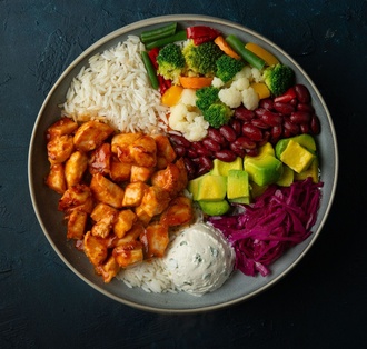 Spicy Sauce / Acı Soslu Tavuk Bowl görseli