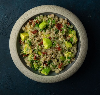 Quinoa / Kinoa Salata görseli