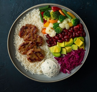 Grilled Meatballs / Izgara Köfteli Bowl görseli