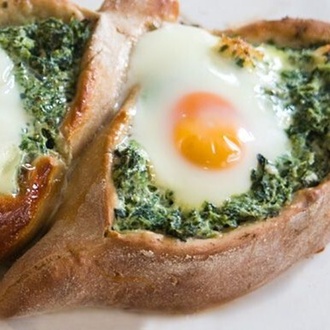 Ispanaklı-yumurtalı görseli