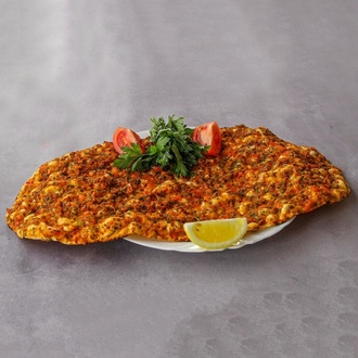 Kaşarlı Lahmacun görseli