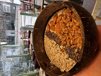 Hurmalı Ballı Bademli Granola Bowl görseli
