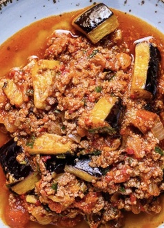 Ezogelin Çorbası & Musakka & Pilav & Cacık & Salata & Turşu görseli