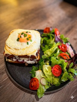 Croque Madame görseli