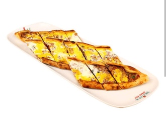 Kıymalı Yumurtalı Pide görseli