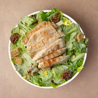 Tavuklu Sezar Salata görseli