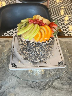 Meyveli Çikolatalı Pasta (4-6 Kişilik) görseli