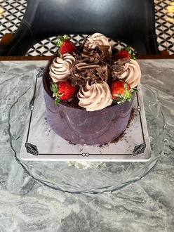 Çikolatalı Pasta (4-6 Kişilik) görseli