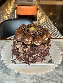 Profiterollü Pasta (8-10 Kişilik) görseli