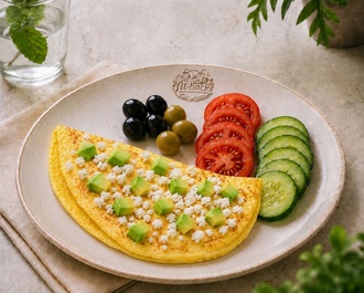 Avokadolu Peynirli Omlet görseli