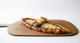 Kıymalı Kaşarlı Pide görseli