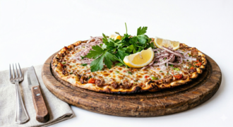 Kaşarlı Lahmacun görseli