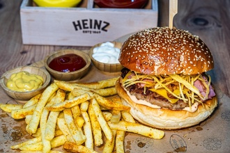 Joy Burger & Patates Kızartması görseli