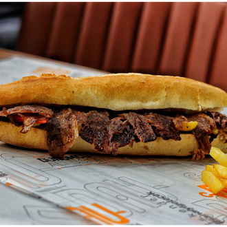 Üç Çeyrek Ekmek Et Döner görseli