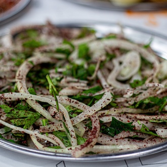 Sumaklı Soğan Salatası ( Porsiyon ) görseli