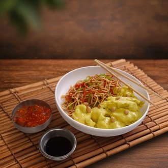Thai Köri Tavuk görseli