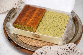 Fırınlanmış & Fırınlanmamış Antep Fıstıklı Karışık Peynir Helvası (500 Gr.) görseli