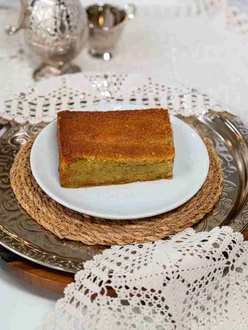 Fırınlanmış Antep Fıstıklı Peynir Helvası (1 Kg.) görseli