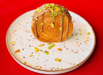 Dolgulu Roll Kruvasan görseli