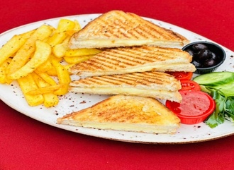 Kaşarlı Tost görseli
