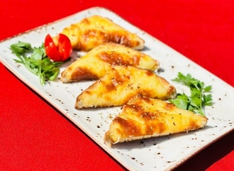 Sarımsaklı Ekmek görseli