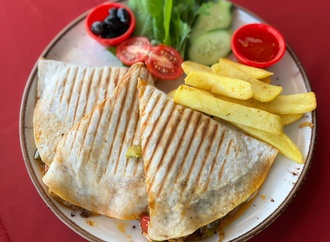 Etli Quesadilla görseli