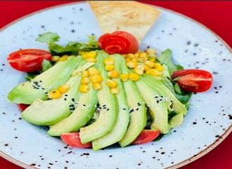 Avokado Salata görseli