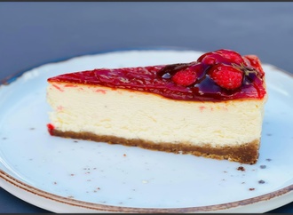 Frambuazlı Cheesecaka (Dilim) görseli