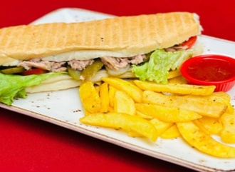 Ton Balıklı Sandviç görseli