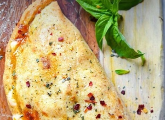 Calzone Pizza (Orta) görseli