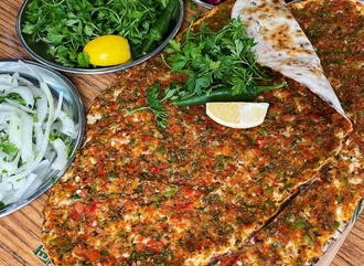 Özel Antep Lahmacun görseli