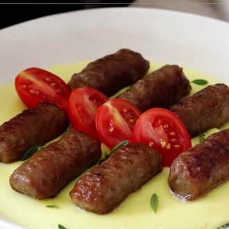 İnegöl Köfte (Püre Yatağında) görseli