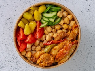 Pilav Üstünde Şefin Soslu Tavuk Aşkı görseli
