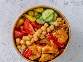Pilav Üstünde Barbekü Soslu Tavuk Aşkı görseli