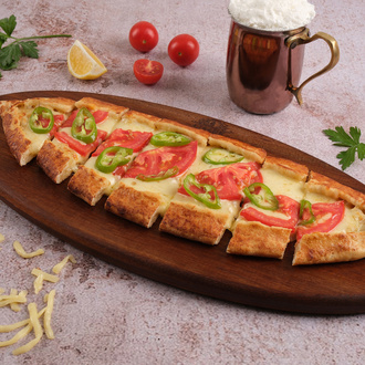 Kaşarlı Yaz Pidesi görseli