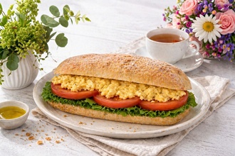 Schiacciata Yumurtalı Sandviç görseli