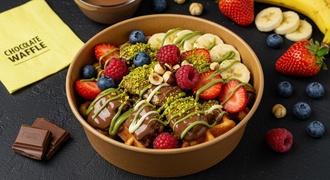 Meyve Şöleni Bowl (Antep Fıstık Çikolatalı) görseli