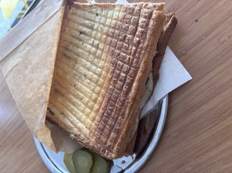 Kaşarlı Kare Tost 14Cm görseli