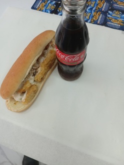 Midye Tava Sandviç + Coca-cola (200 Ml.) görseli