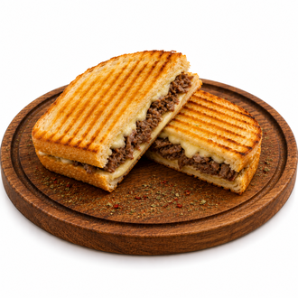 Kavurmalı Kaşarlı Tost görseli