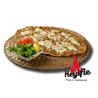 Kaşarlı Lahmacun görseli