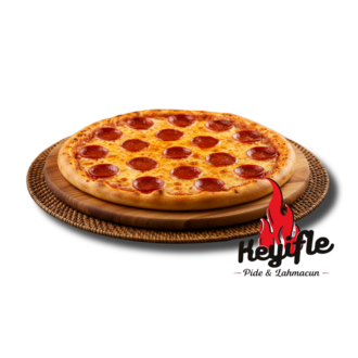 Sucuklu Pizza görseli