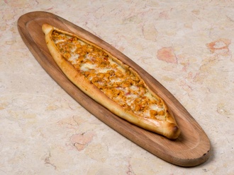 Tavuklu Pide görseli