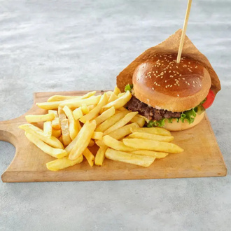 Hamburger + Patates Kızartması (150 Gr ) + Ayran (17 Cl ) görseli