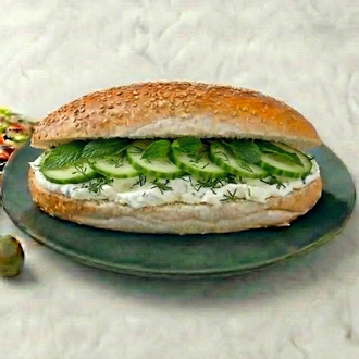 Labneh Herb Delight Sandviç görseli