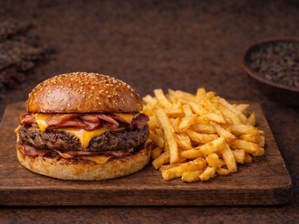 Cheddarklı Et Burger görseli