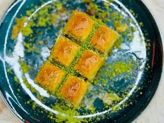 Hekimoglu Özel Fıstıklı Baklava (1 Kg.) görseli